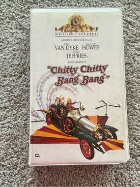 Chitty Chitty Bang Bang - Vintage VHS Movie - Dick Van Dyke, Sally Ann Howes